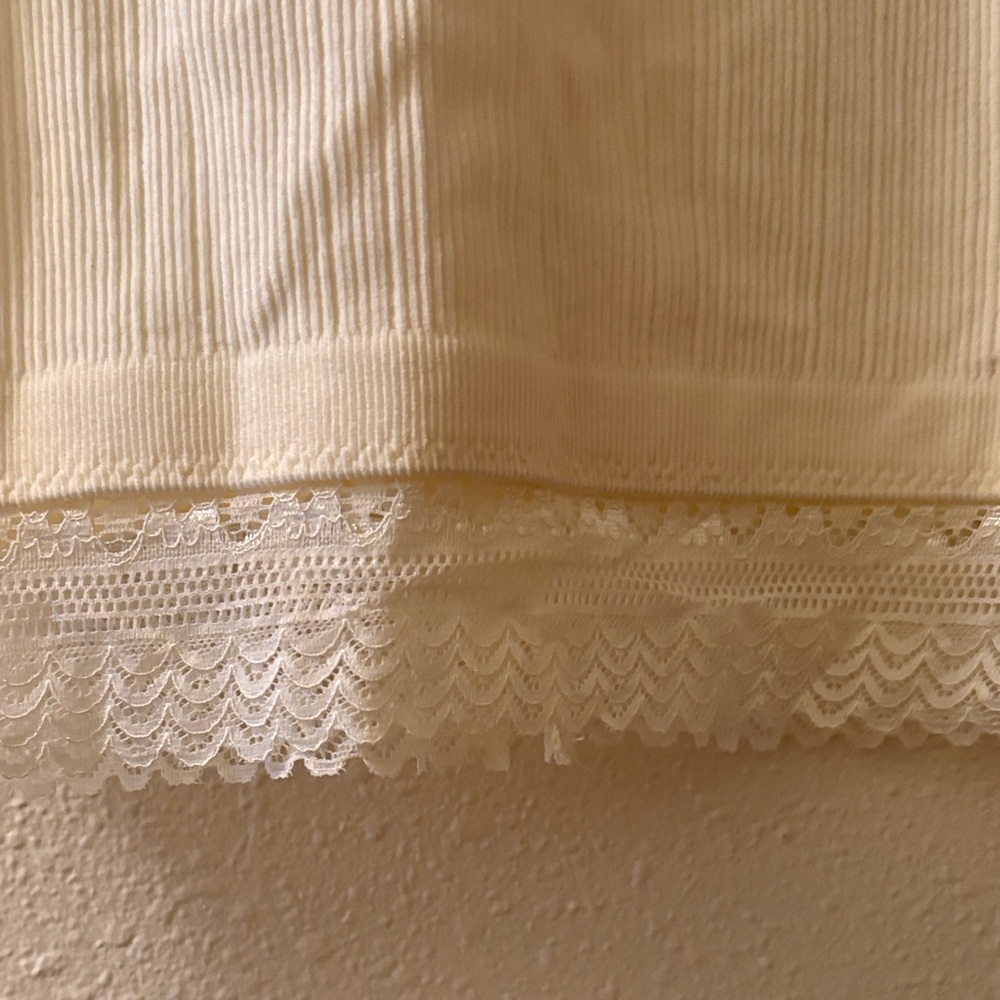 Three Bird Nest Cream Lace Halter Bralette - Picture 4 of 6
